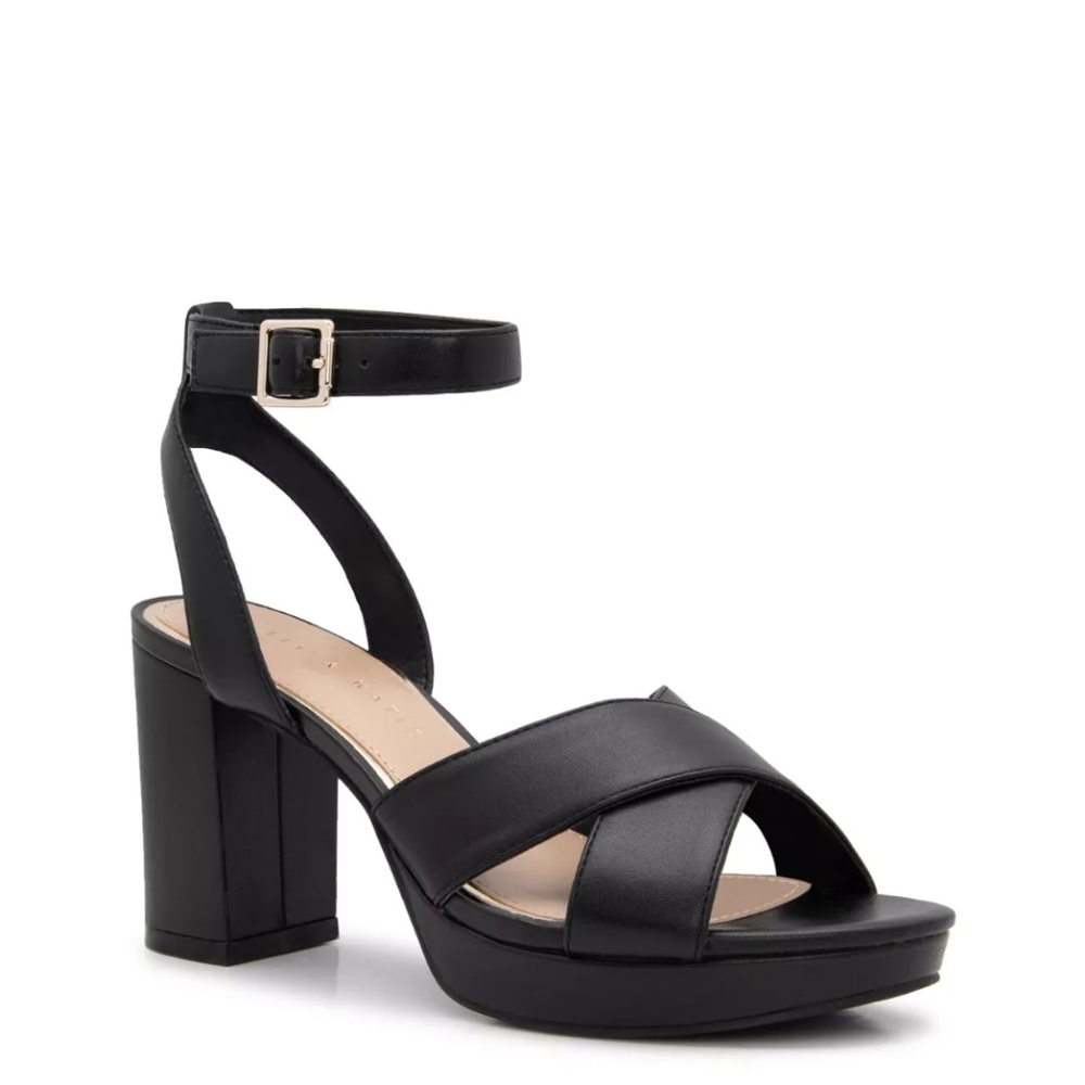 Kelly & Katie Hanniah Dress Sandal